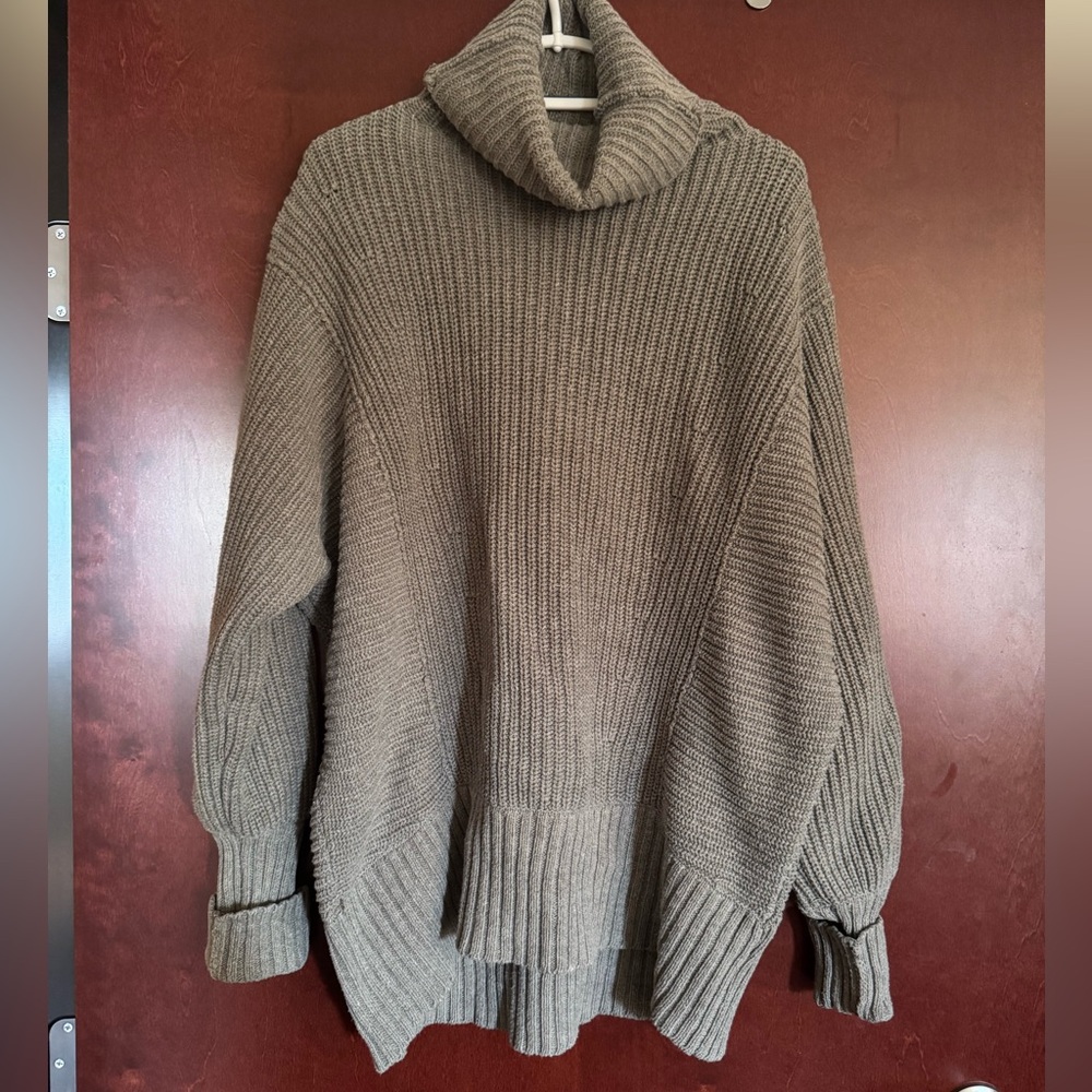 Free People Textured Knit Sweater in Gray